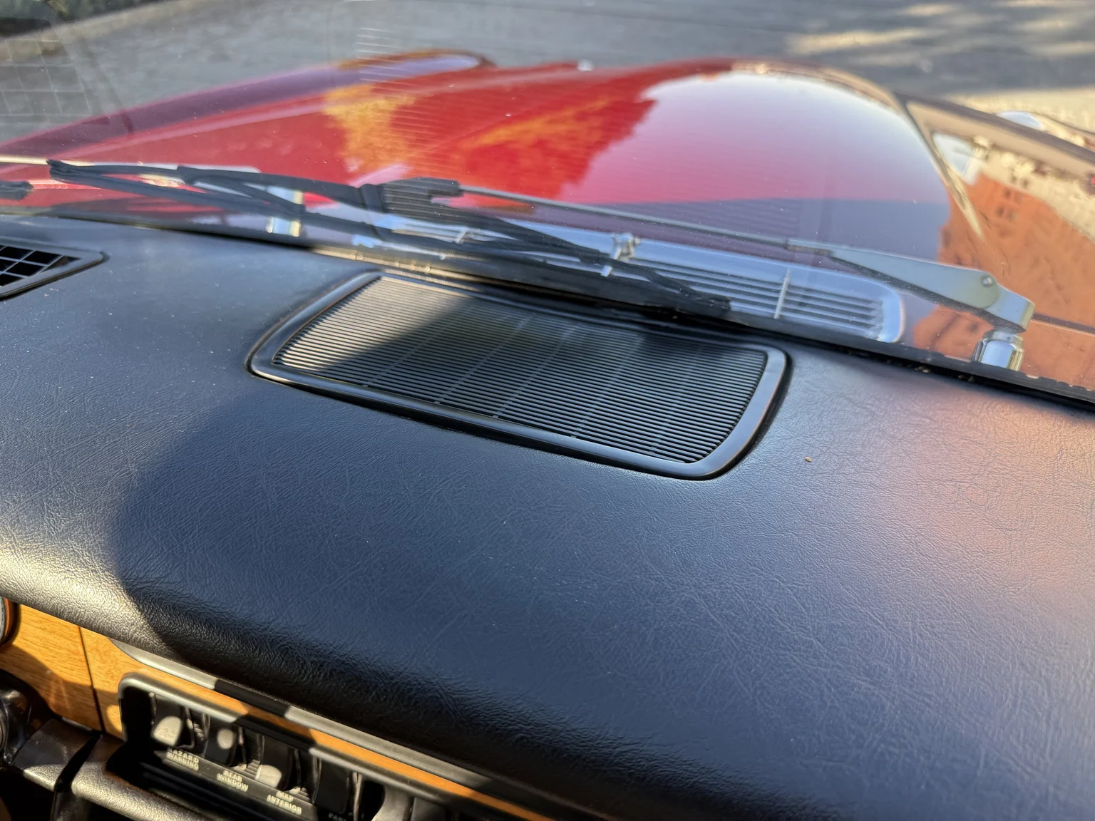 Innenraumfoto von 1970 Jaguar XJ12 Performance (72)