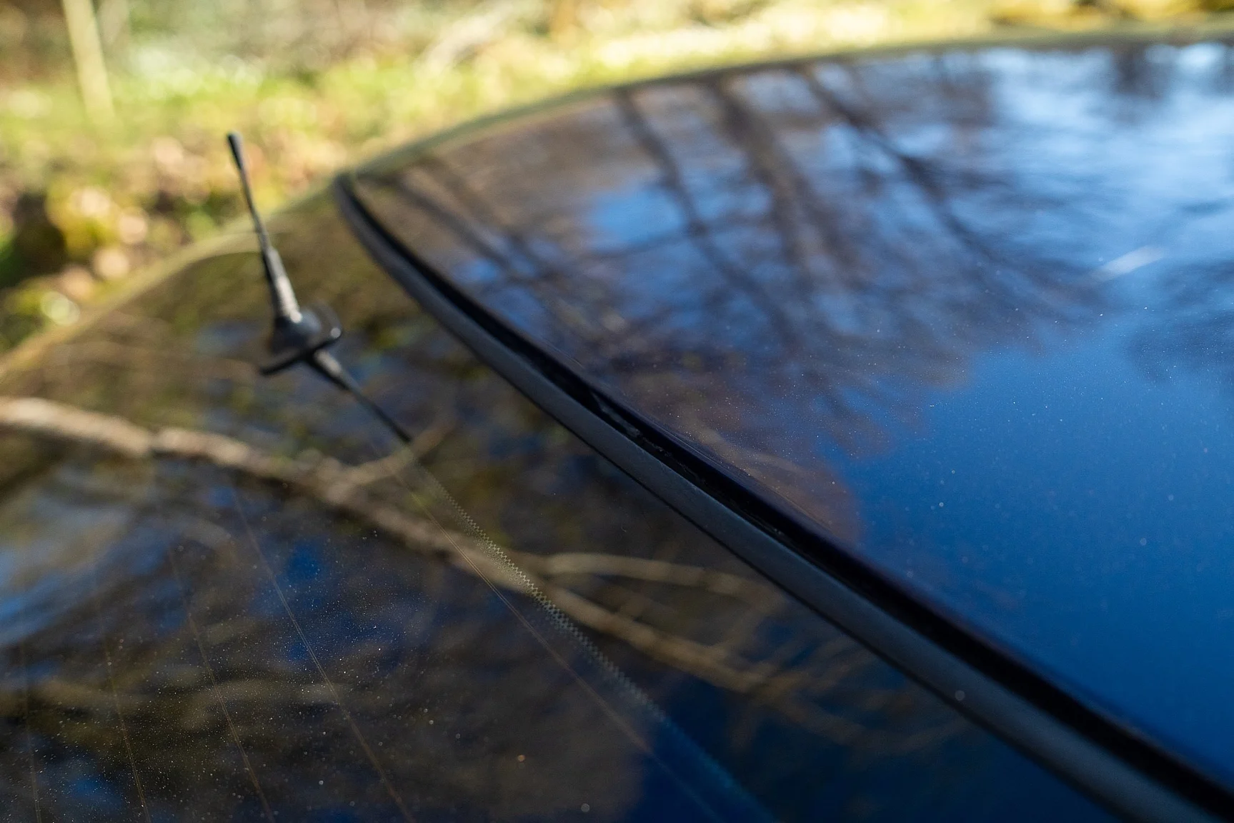 Exterior image of 1996 BMW 540iA (50)