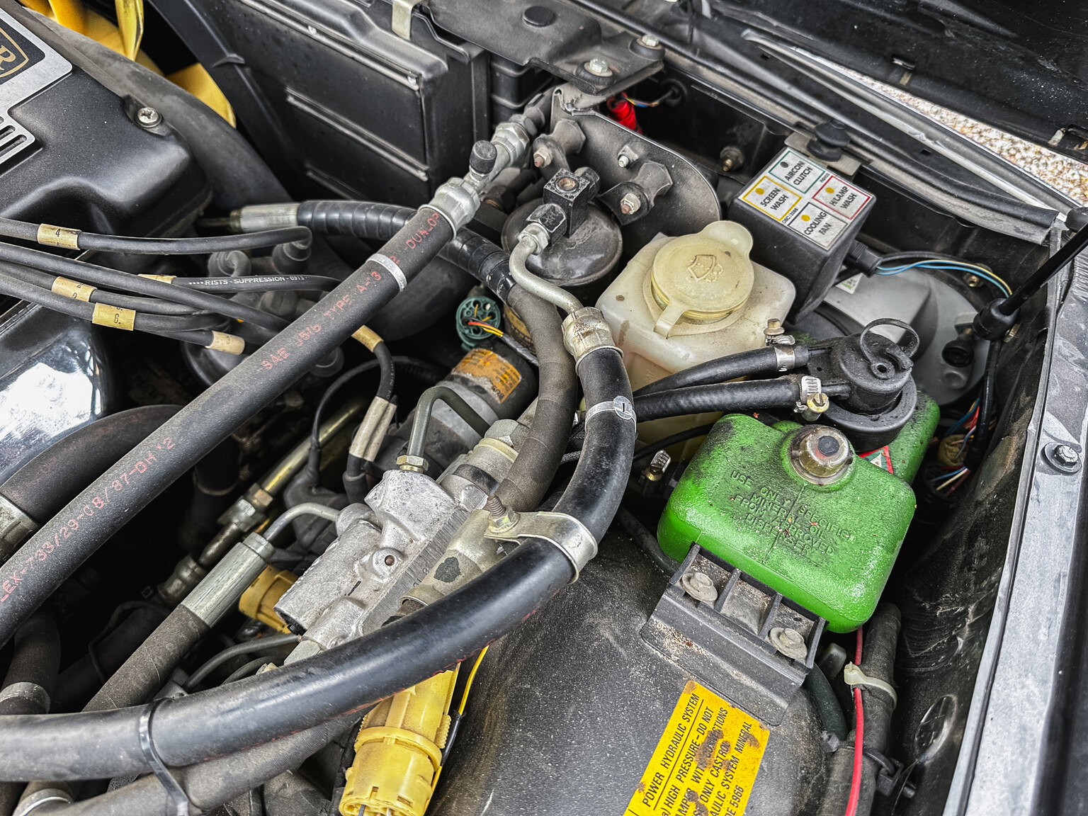Image of 1988 Jaguar XJ Sovereign mechanics