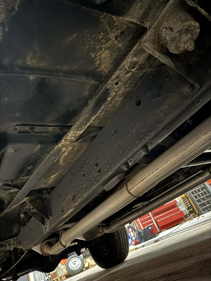 Image of 1970 GMC 1500 Custom Sierra Grande – NO RESERVE (22) mechanics