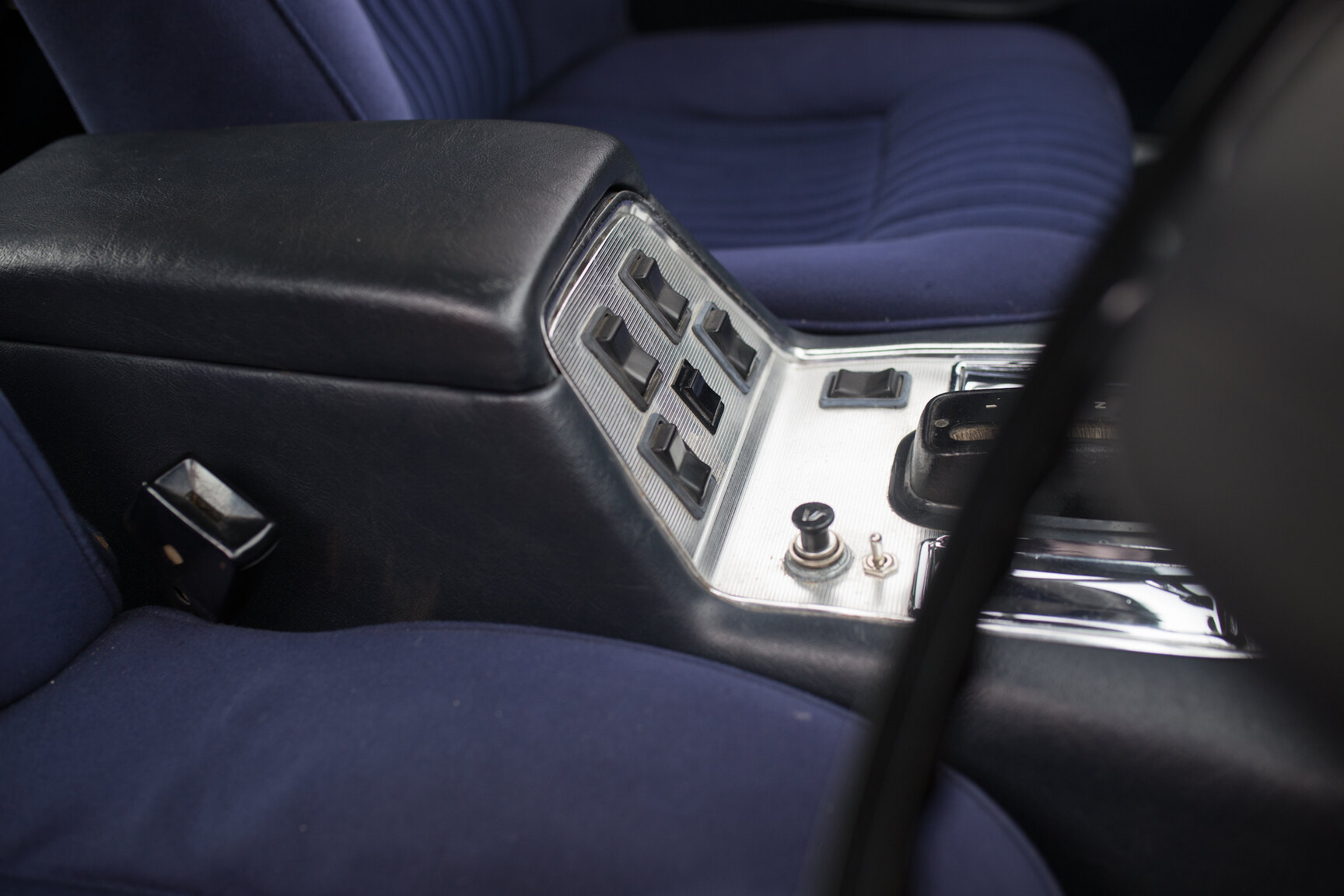 Innenraumfoto von 1975 JAGUAR XJ6  (35)