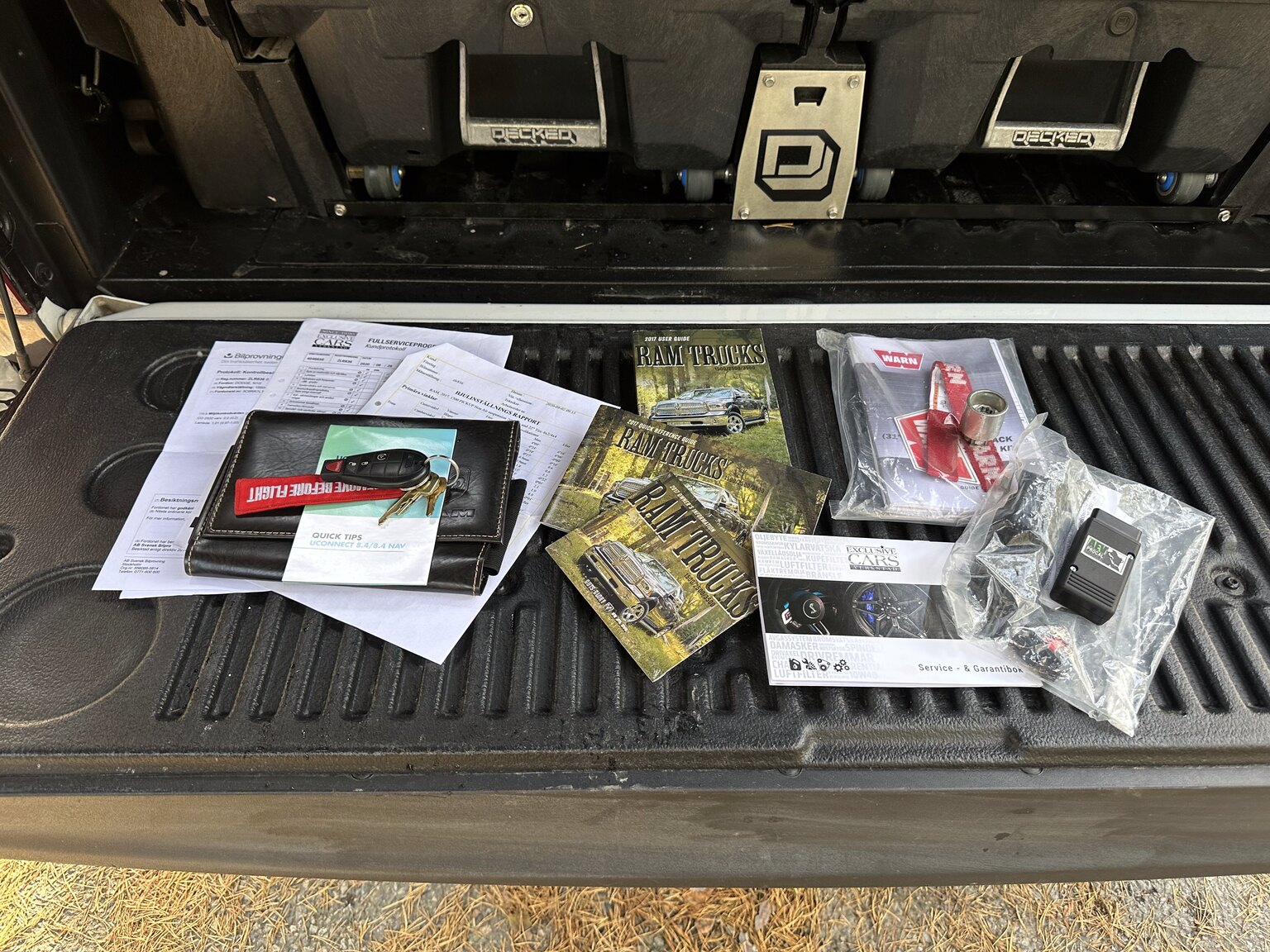 Dokumentation för 2017 Dodge Ram 1500 AEV (1)