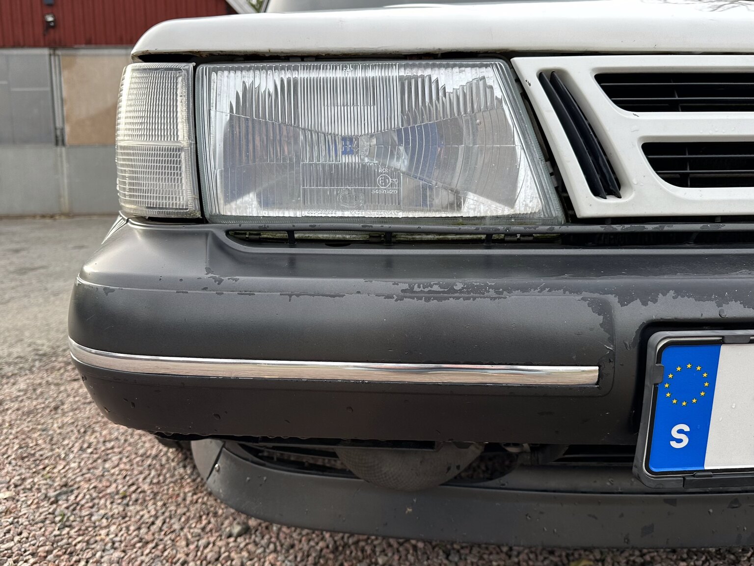 Exterior image of 1991 Saab 900 Turbo