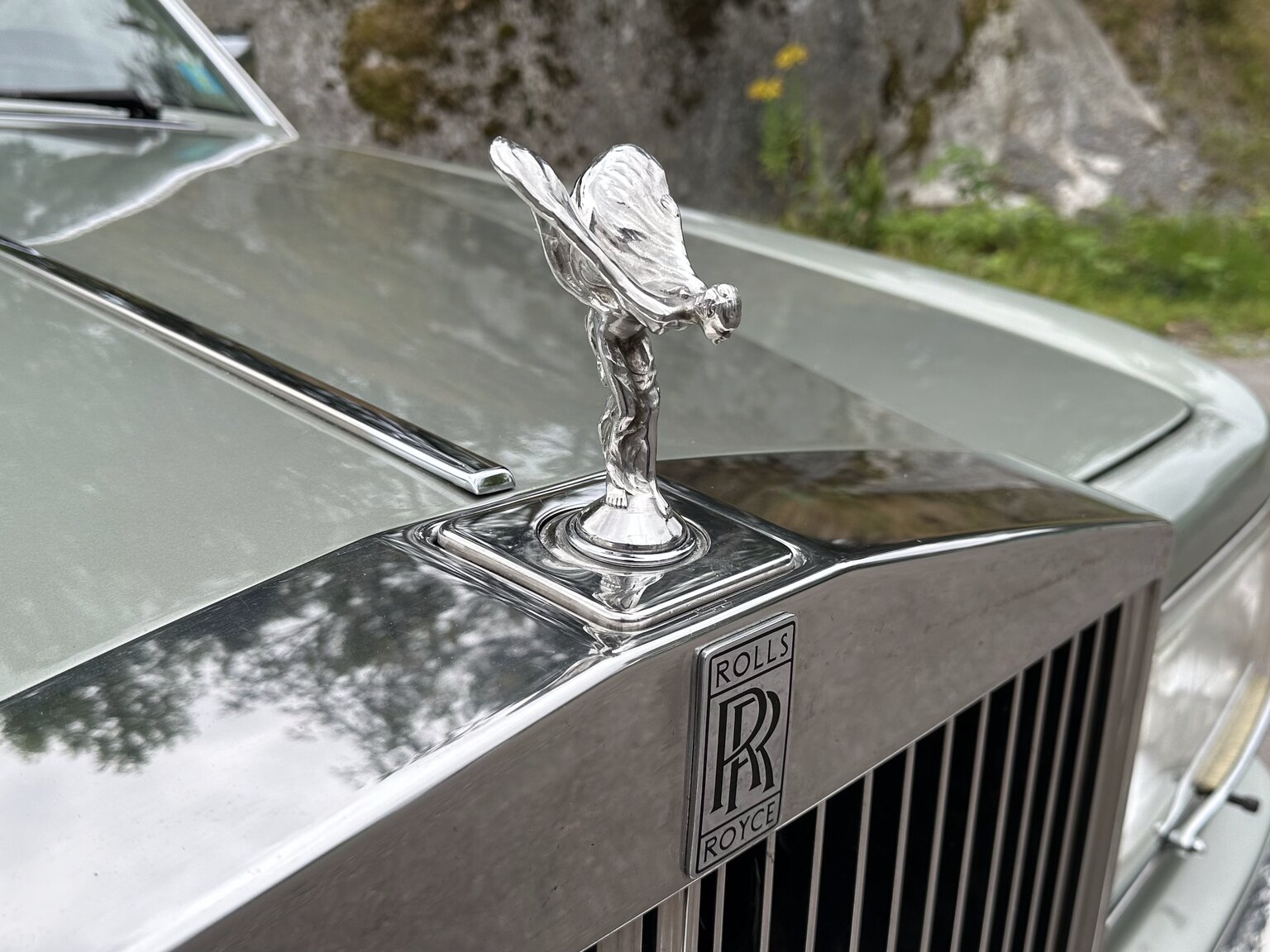 Exterior image of 1982  Rolls Royce Silver Spirit