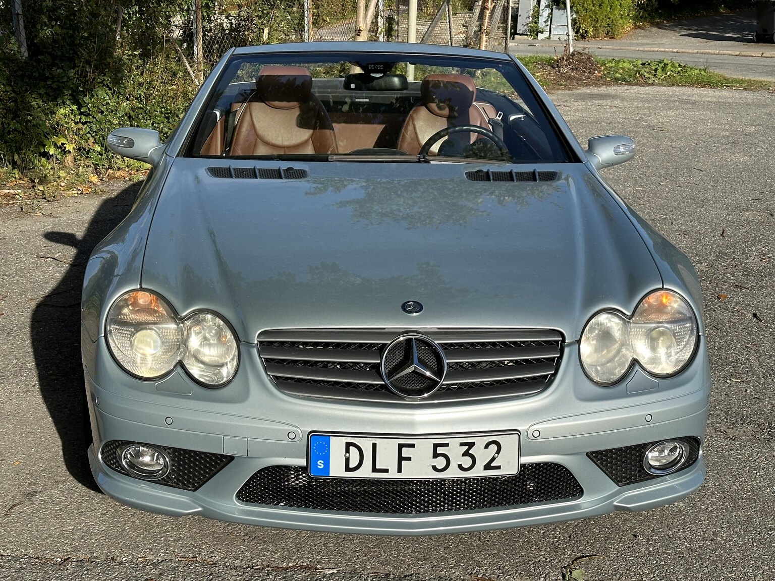 Exterior image of 2007 Mercedes-Benz SL500 AMG