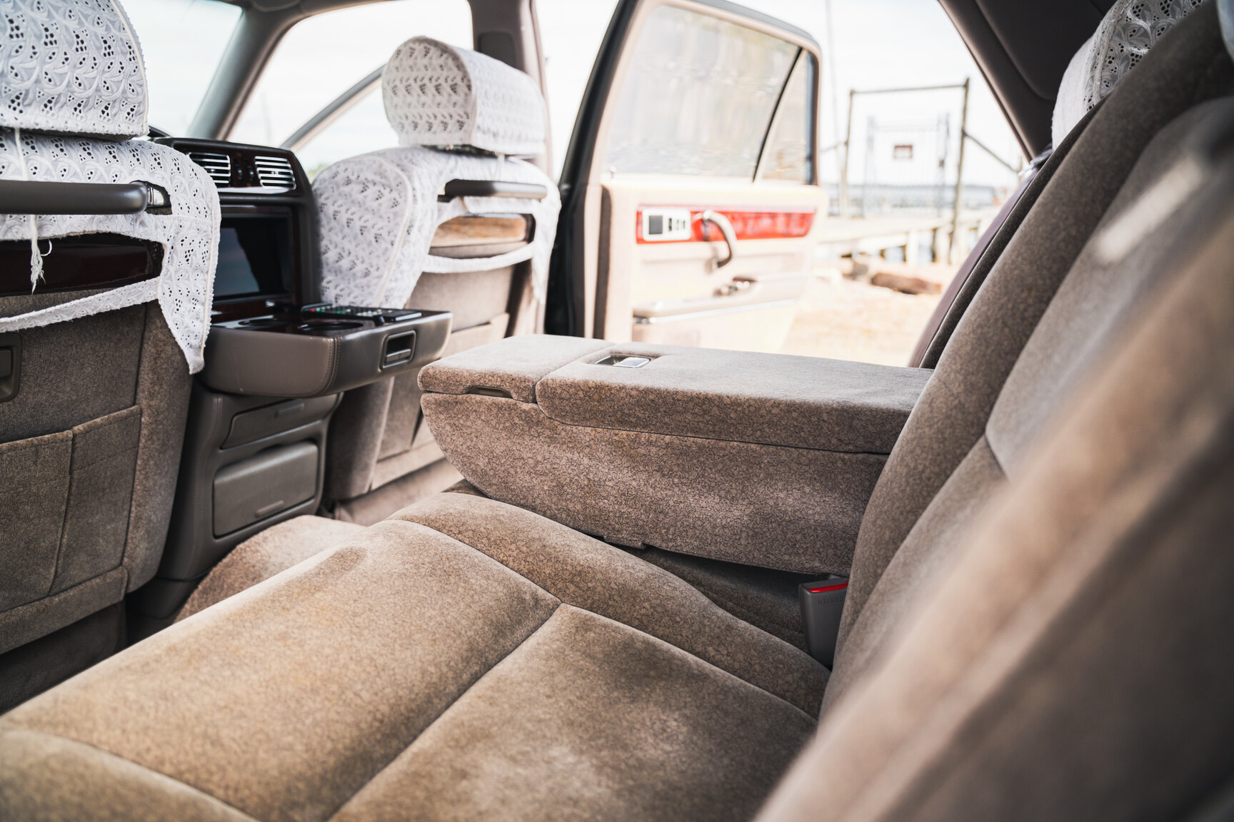 Interior image of 2000 Toyota Century