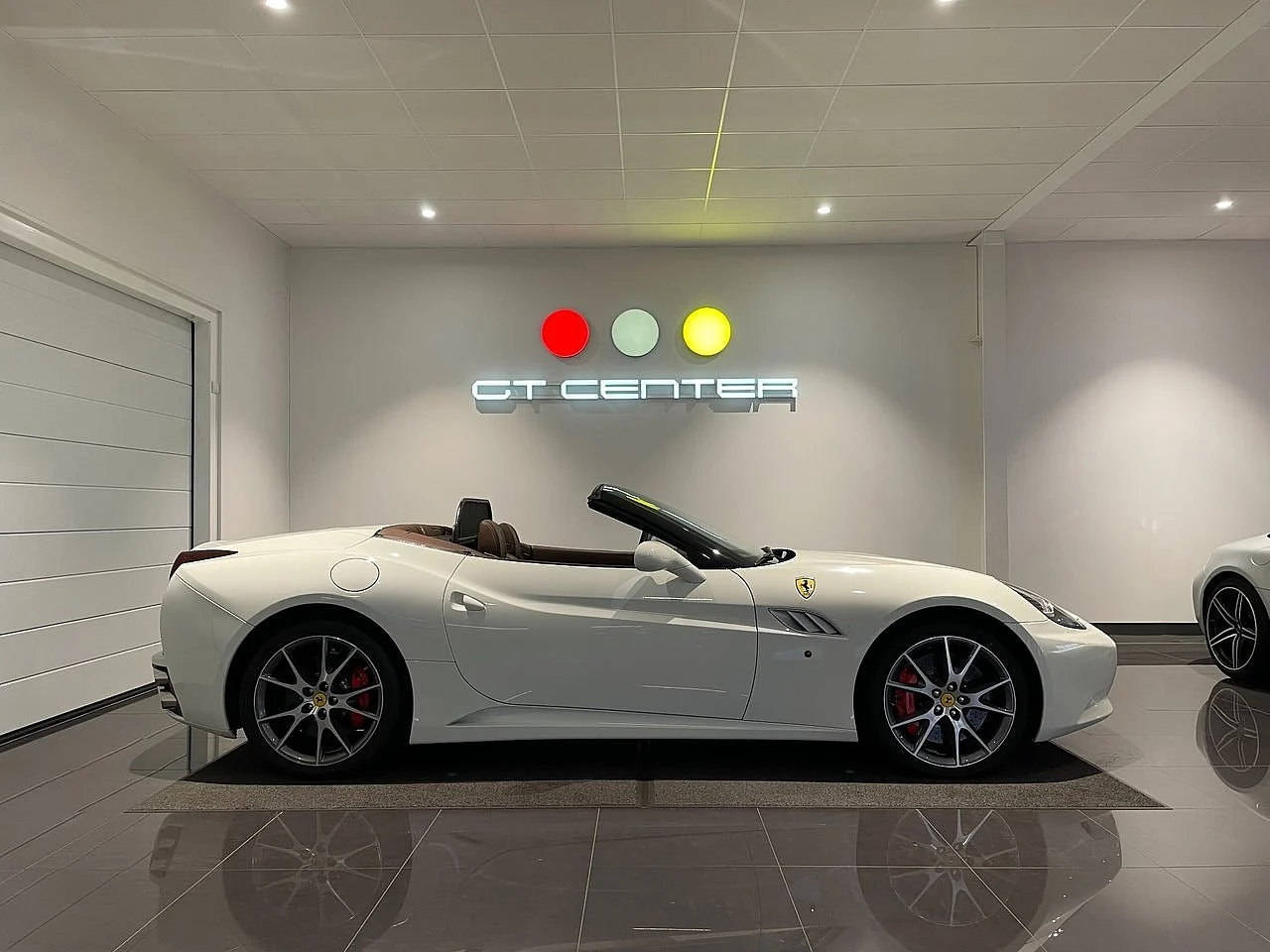 Bild på 2012 Ferrari California 30 (1)