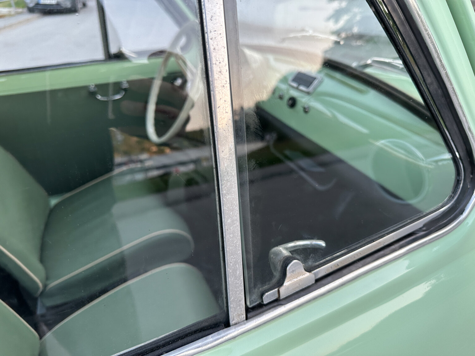 Exteriörbild på 1967 Fiat 500 "No Reserve Auction"