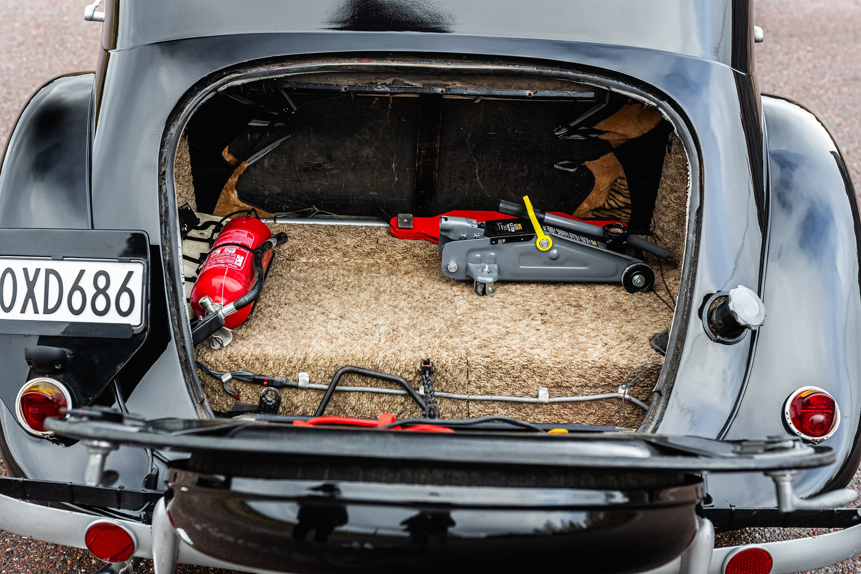 Interior image of 1951 Citroën Berline 11 Sport