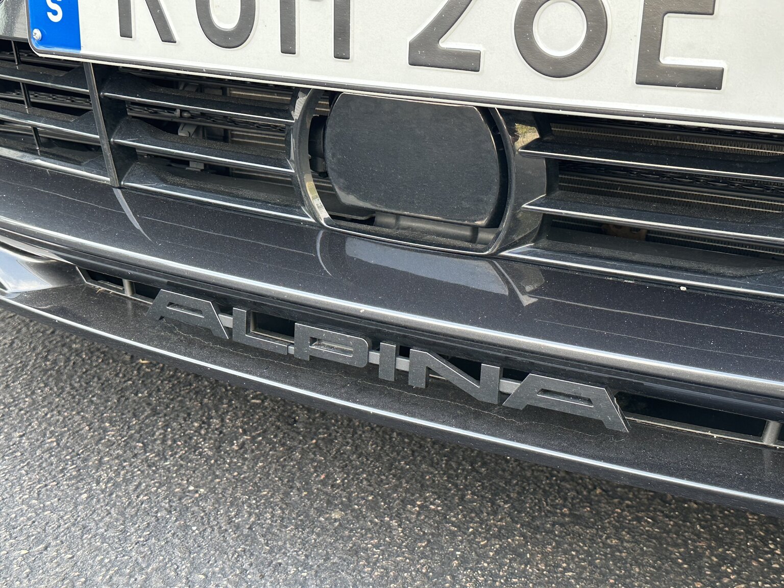 Exterior image of 2019 ALPINA B5 S Bi-Turbo Sedan ALLRAD