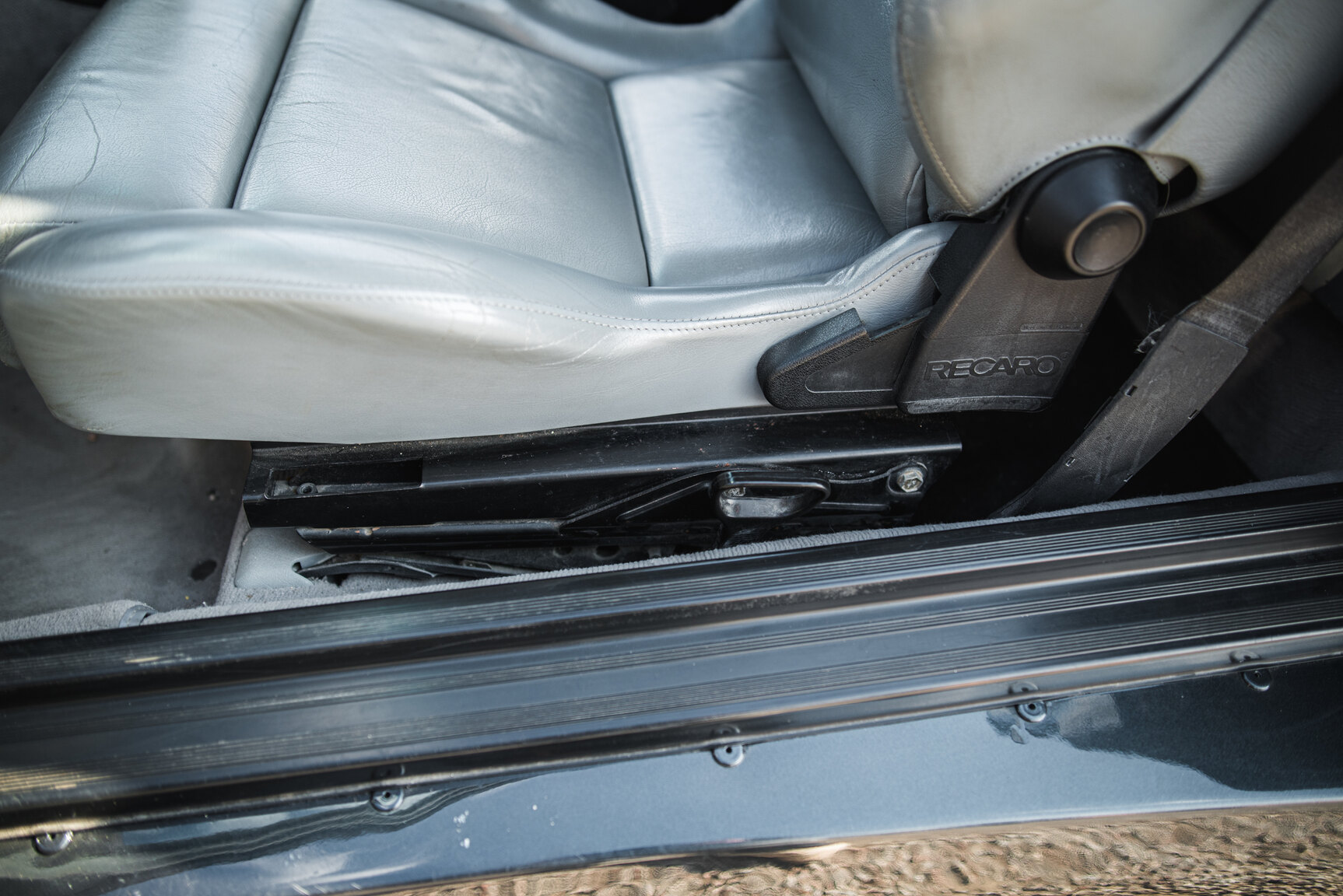 Interior image of 1989 Mercedes-Benz 300 CE Koenig Specials