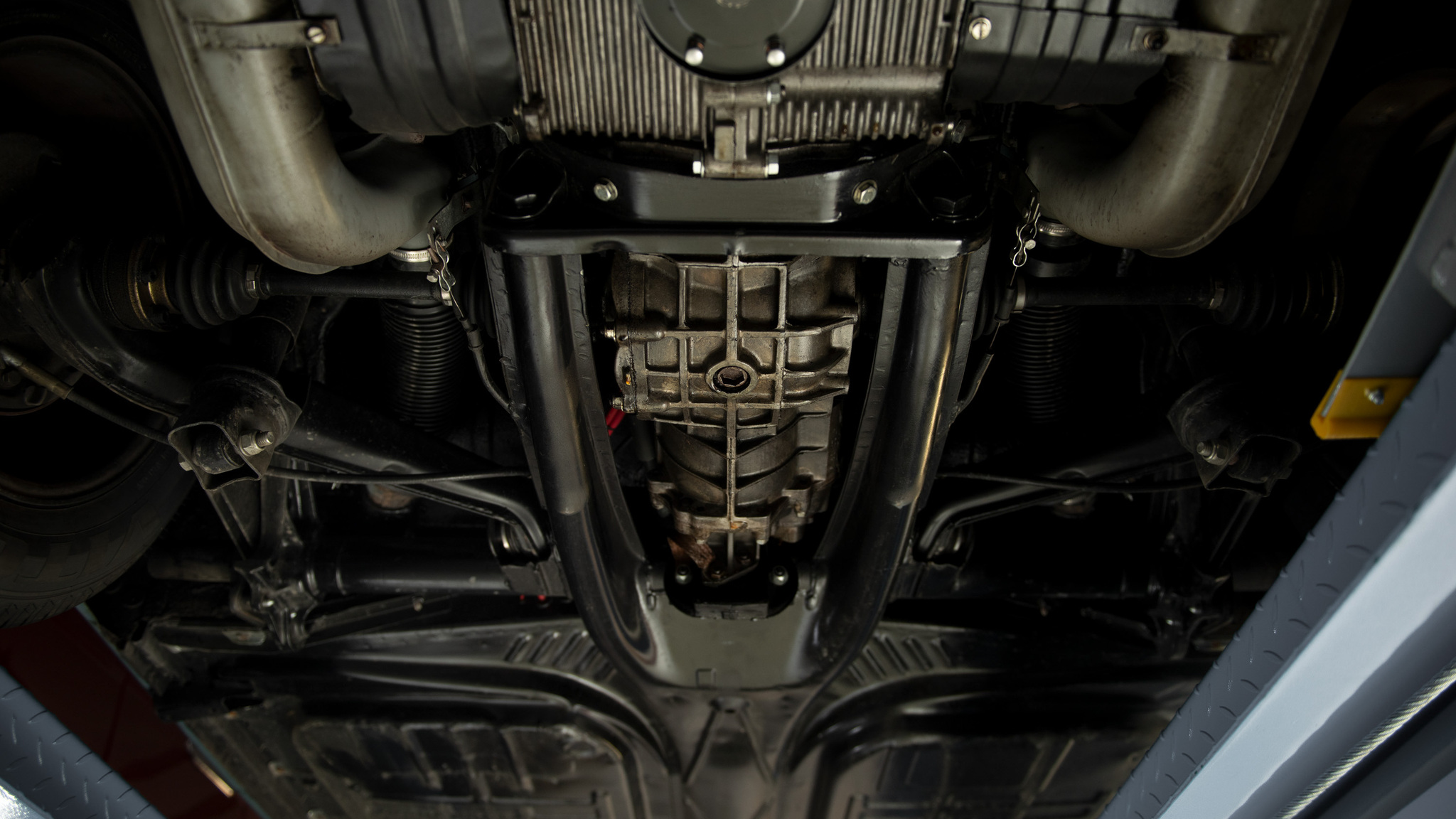 Image of 1969 Volkswagen Karmann Ghia (5) mechanics