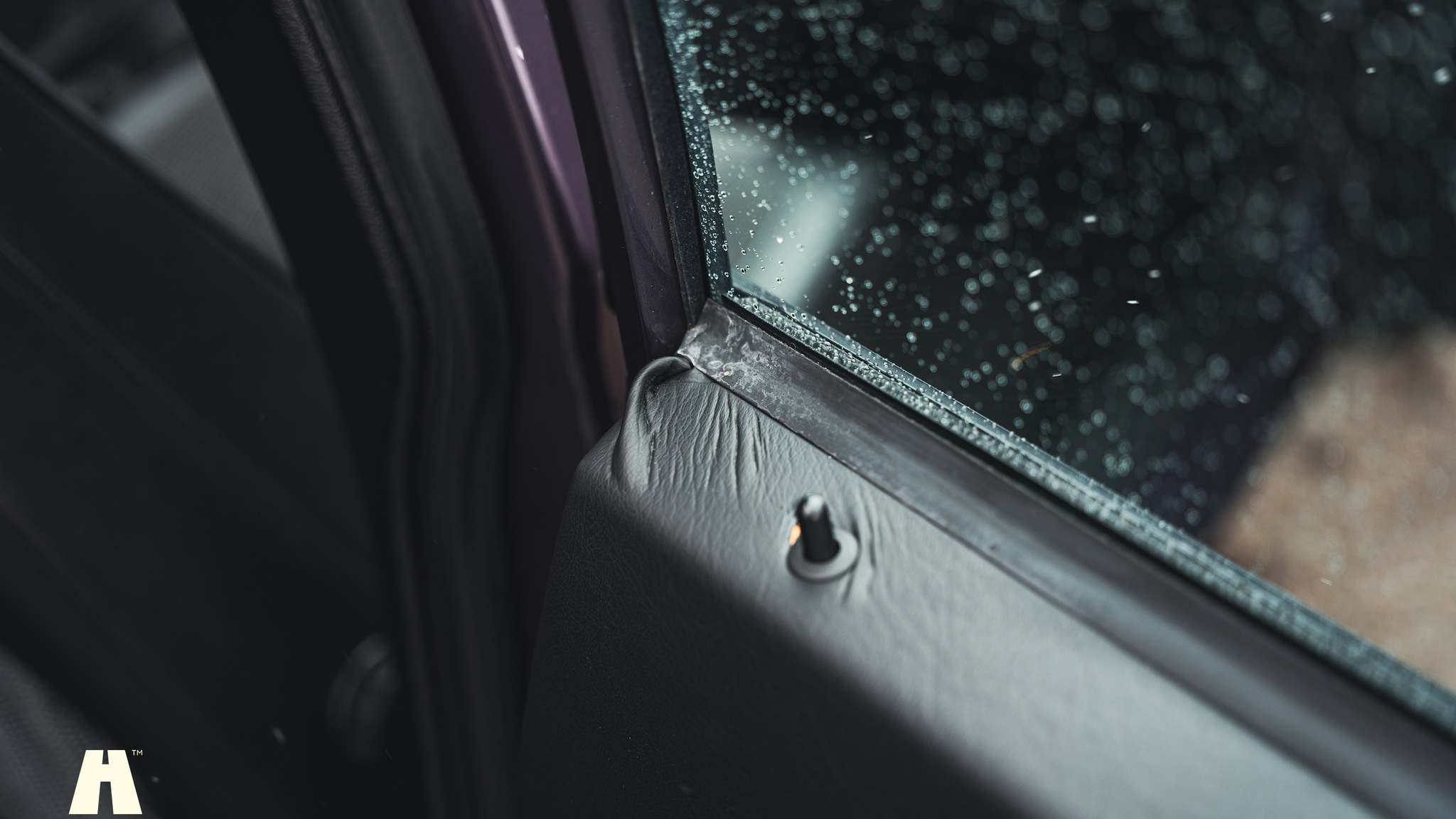 Interior image of 1995 Volvo 940 SE