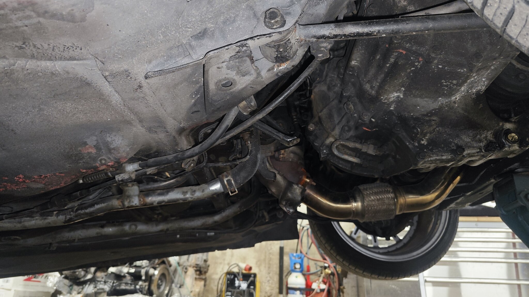 Image of 1991 Toyota MR2 Turbo GT-S mechanics