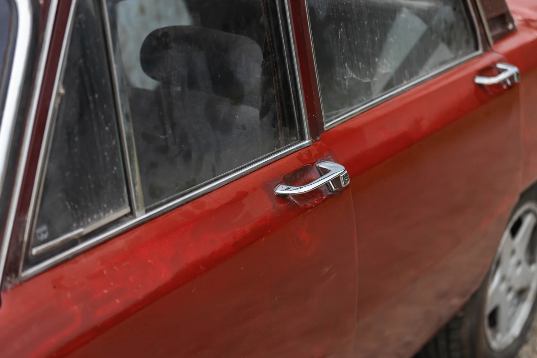 Exteriörbild på 1970 Alfa Romeo 1750 Berlina (32)
