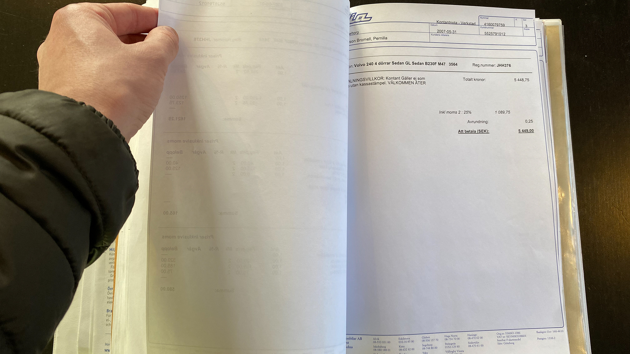 Documentation for 1988 Volvo 240 GL