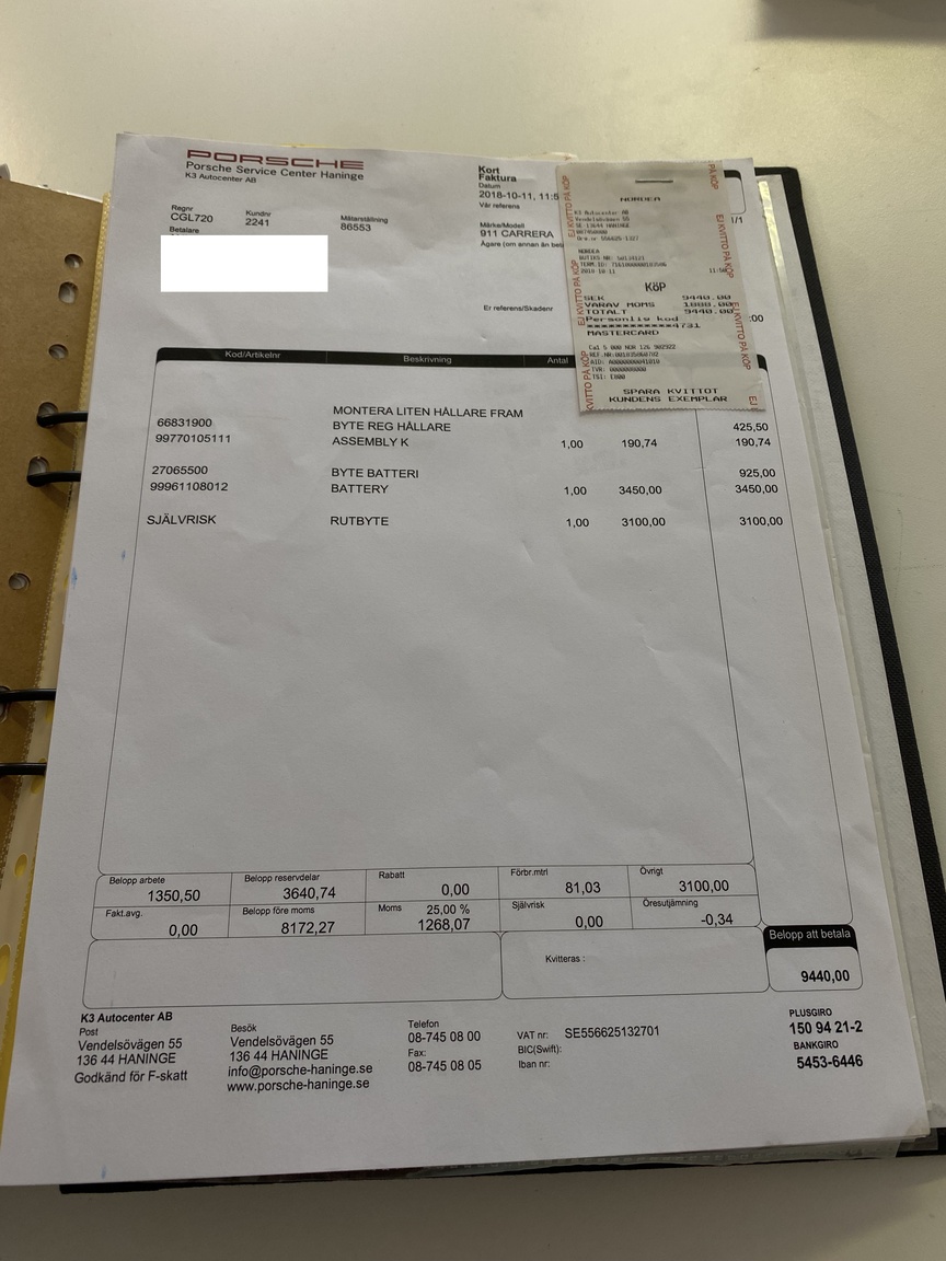Documentation for 2009 Porsche 997.2 C2S Manuell (26)