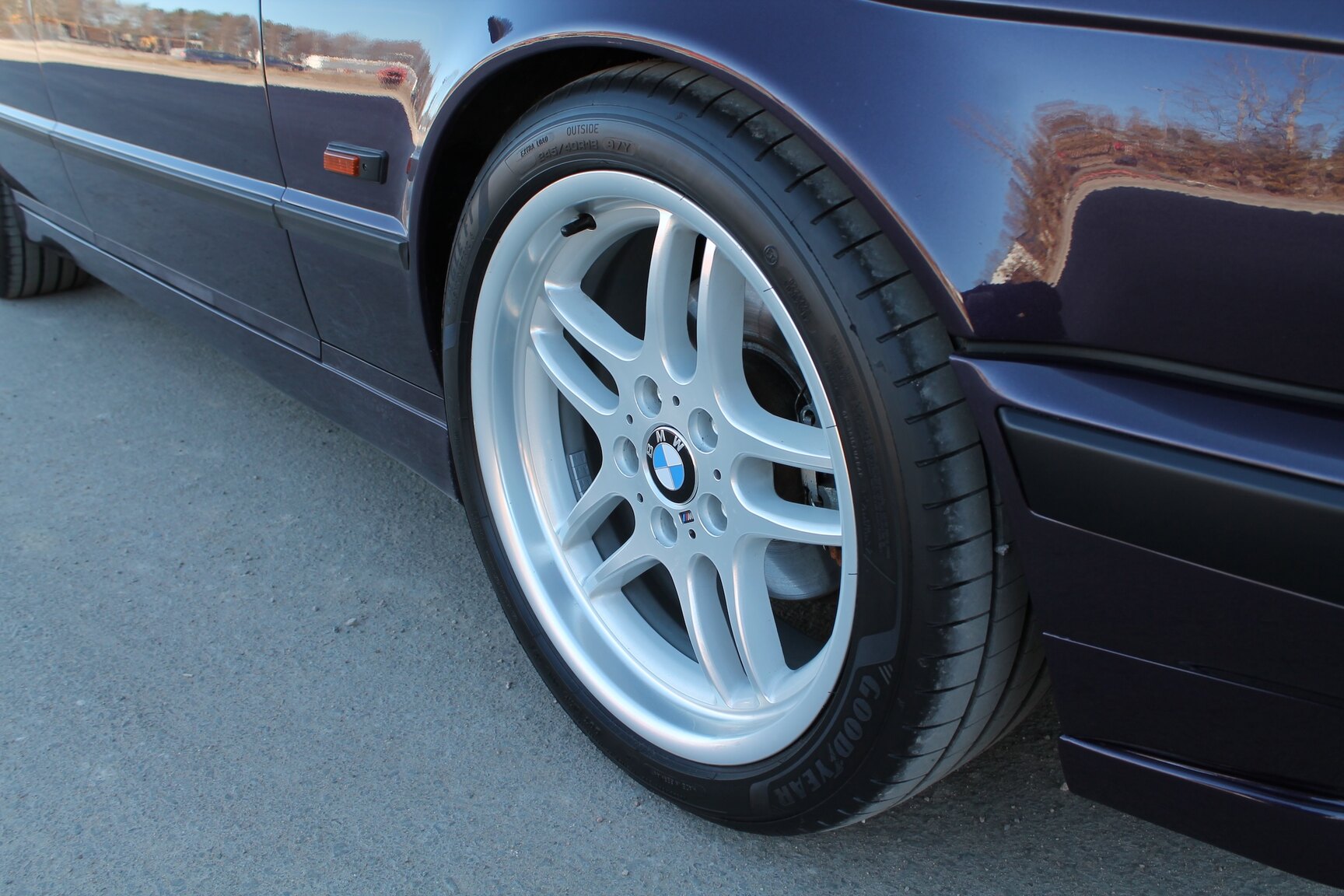 Exteriörbild på 1996 BMW 540i Touring "No Reserve Auction"