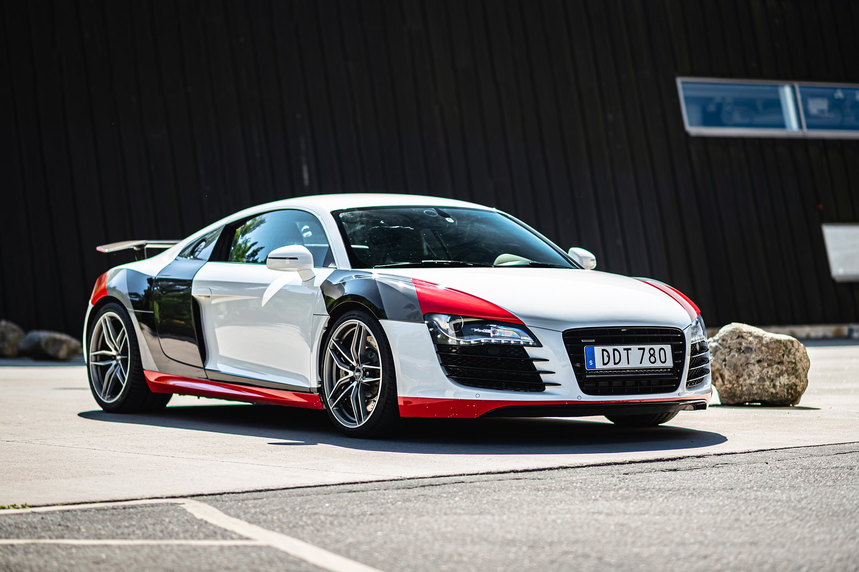 Exterior image of 2008 Audi R8 4.2 V8 Turbo Manuell