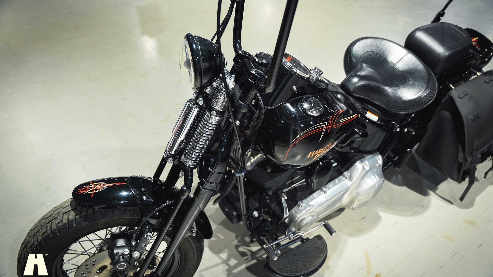 Exteriörbild på 2008 Harley-Davidson Cross Bones Twin Cam (7)