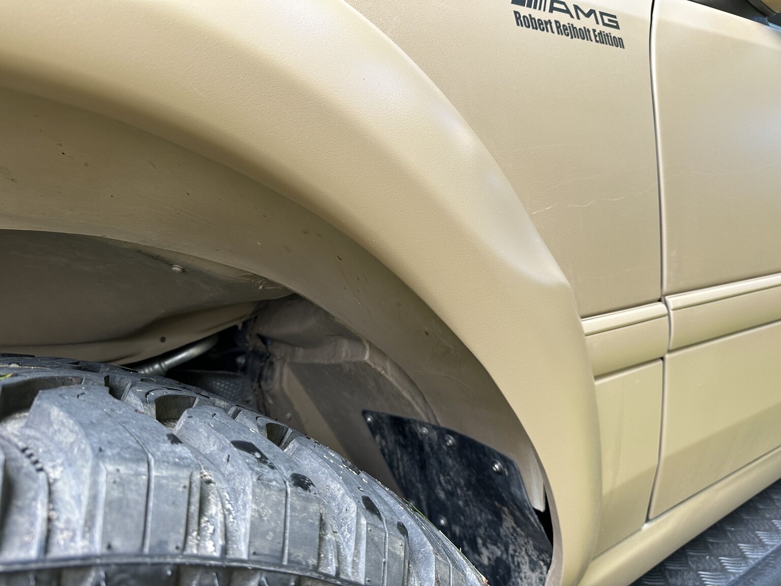 Exteriörbild på 2001 Mercedes-Benz CL600/ML 55 AMG