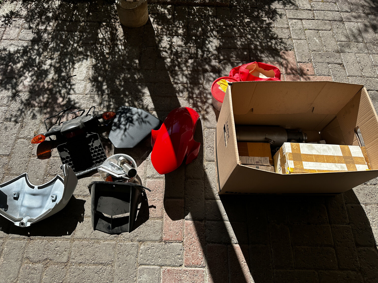 Image of 2007 YAMAHA YZF-R6  miscellaneous