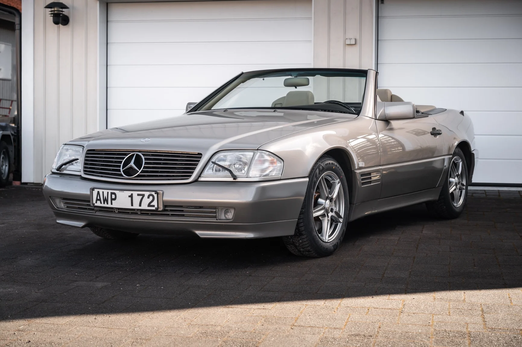 Aussenfoto 1991 Mercedes-Benz 500 SL (3)