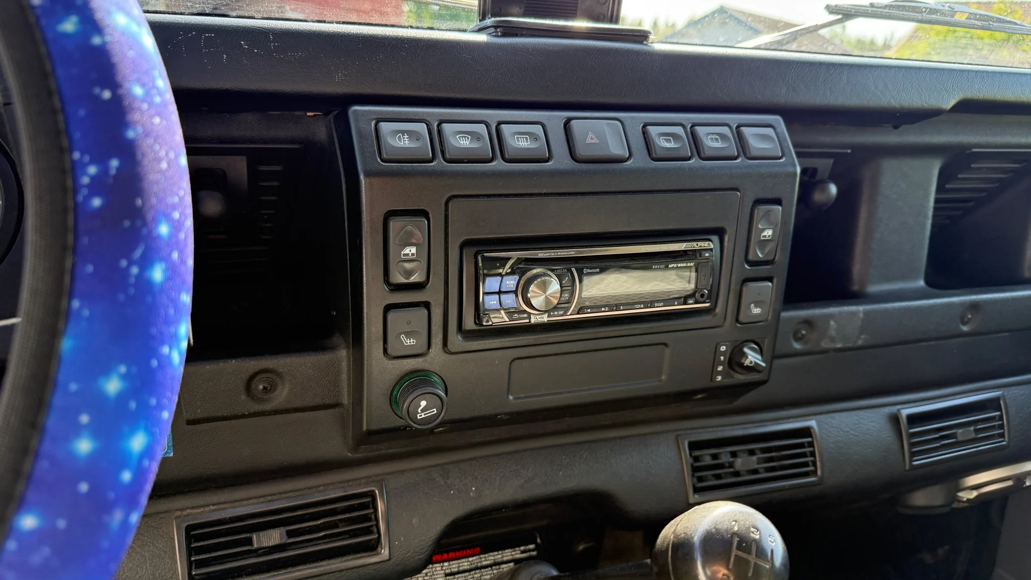 Interior image of 2002 Land Rover Defender 110 Kombi Td5 (4)