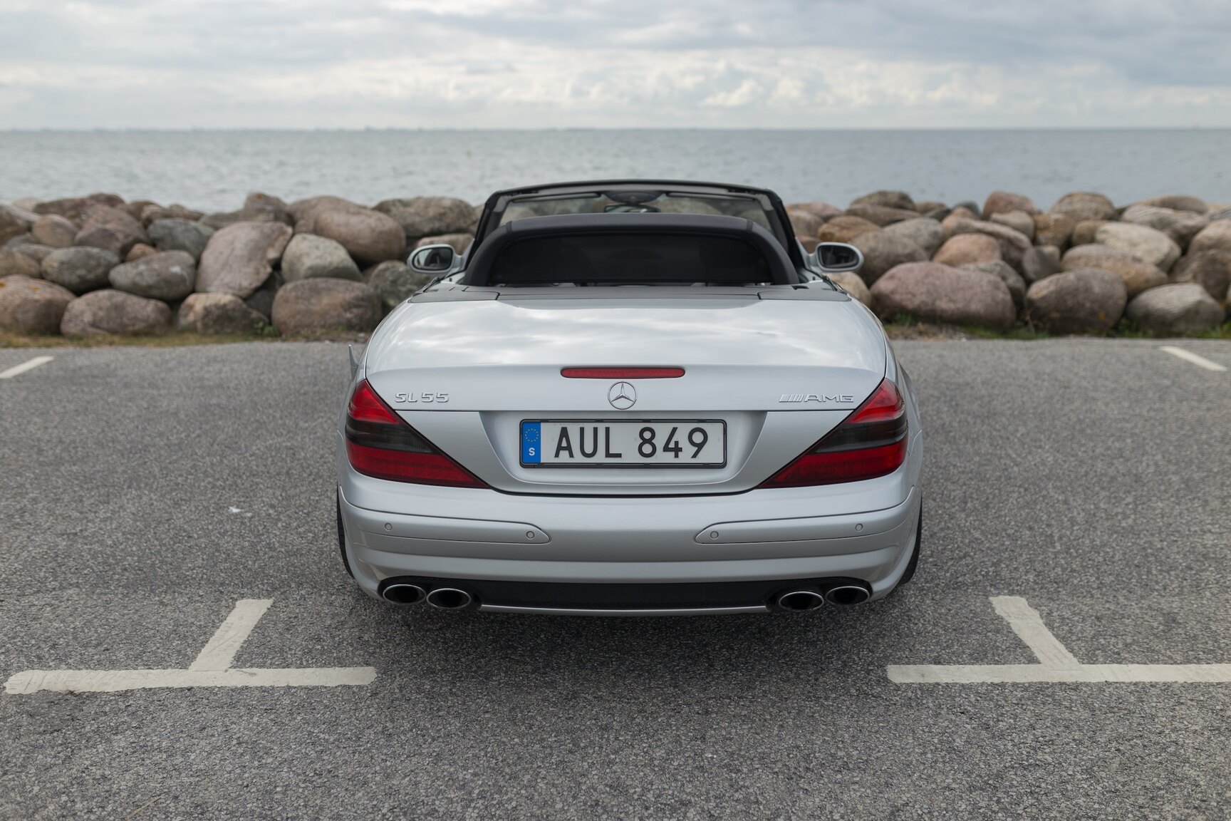Exterior image of 2002 Mercedes-Benz SL55 AMG