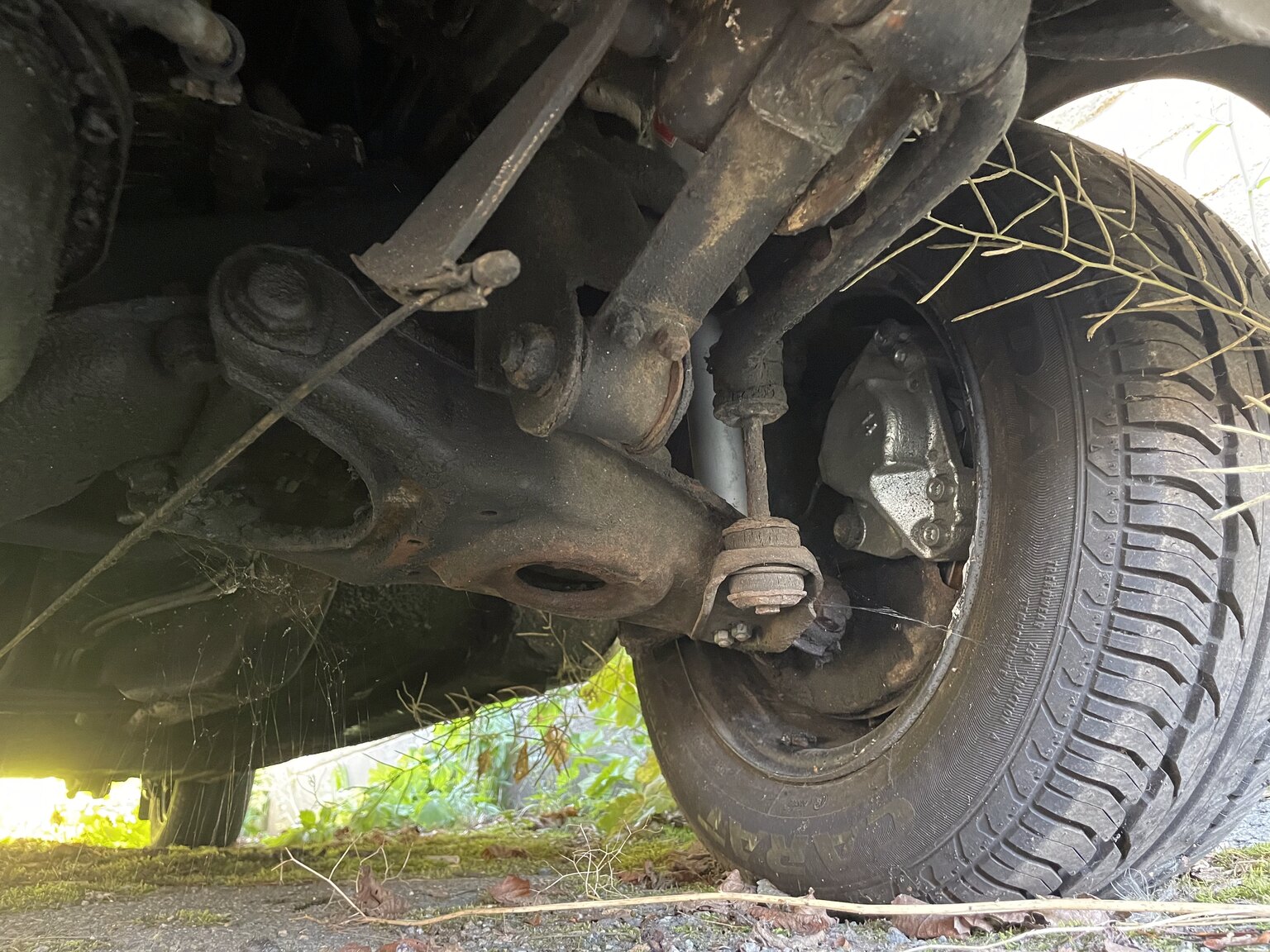 Image of 1966 Mercedes-Benz 250s mechanics