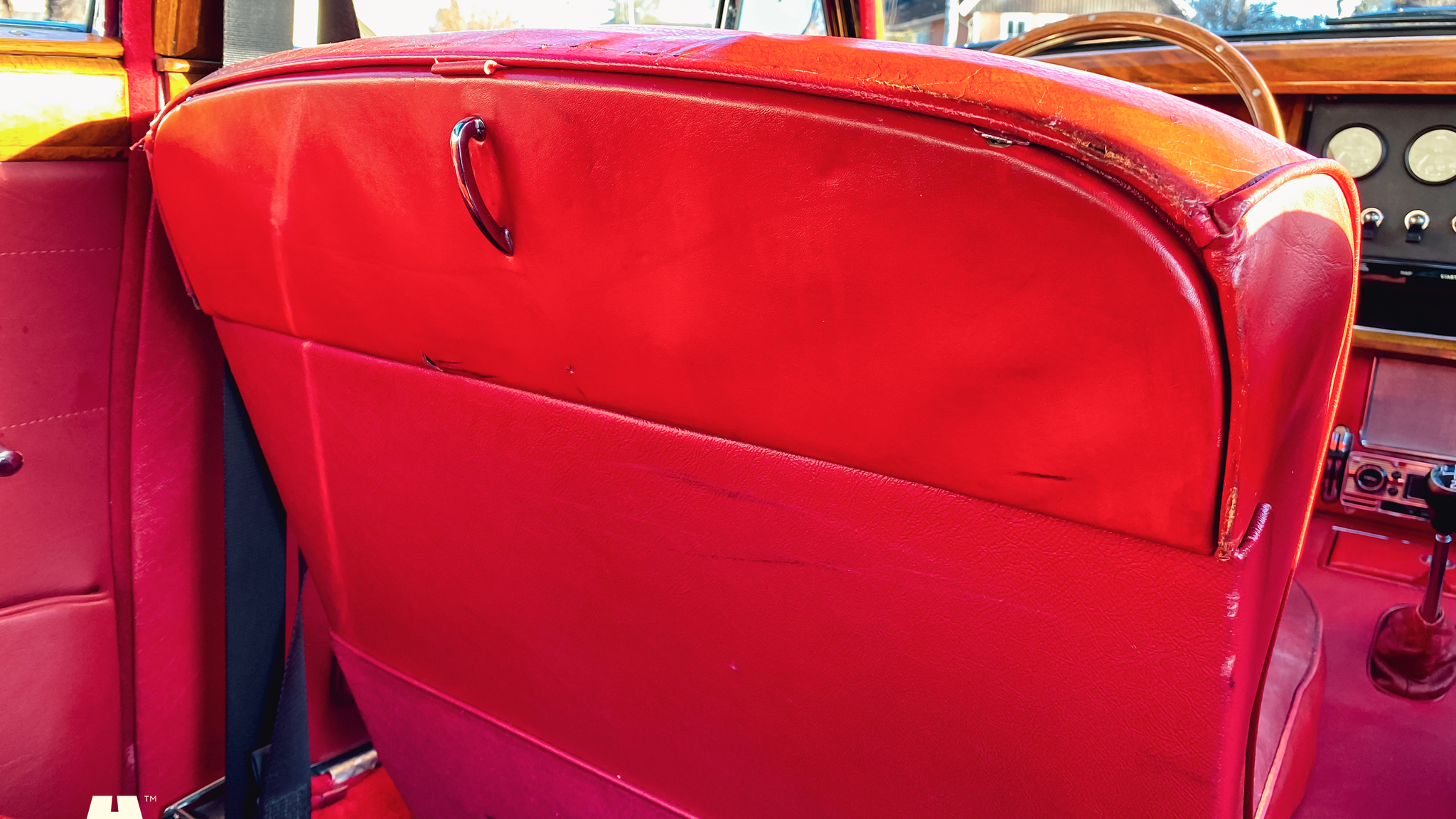Interior image of 1961 Jaguar Mark 2