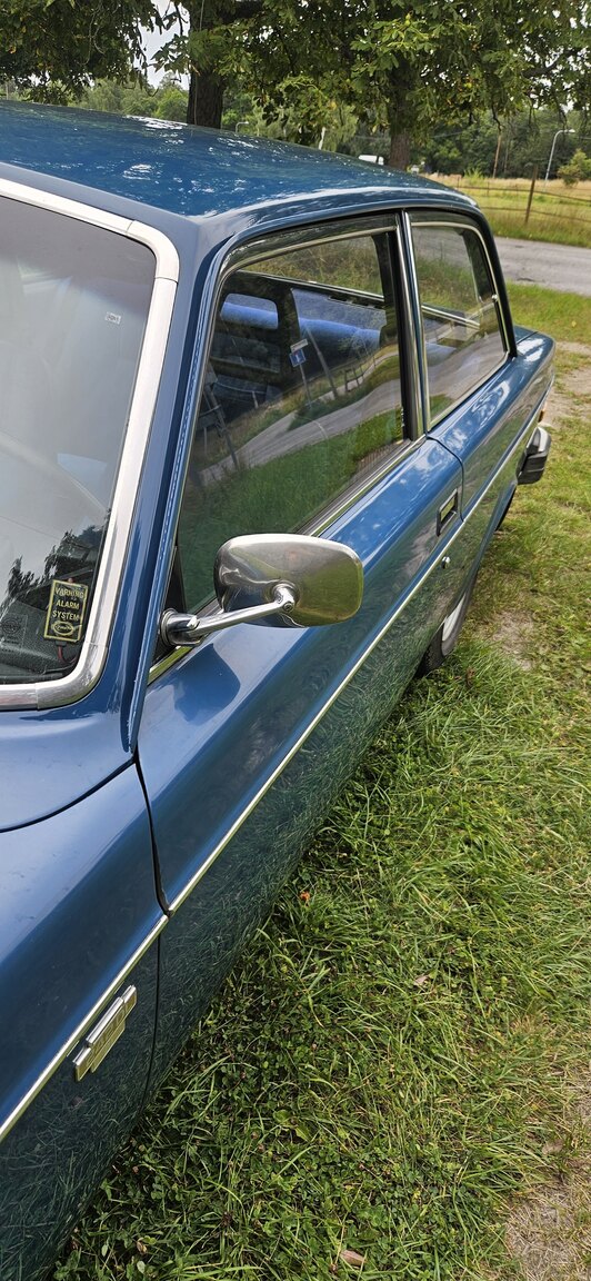 Exteriörbild på 1977 Volvo 242
