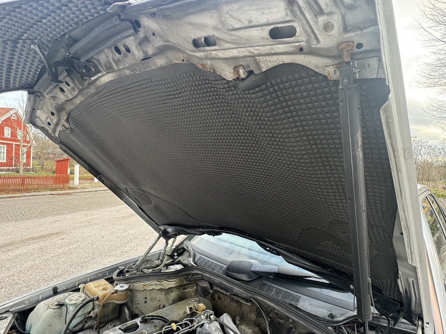 Image of 1992 Mercedes-Benz 190 D mechanics