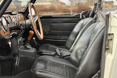 #<Image:0x00007f5ef7b717d8>