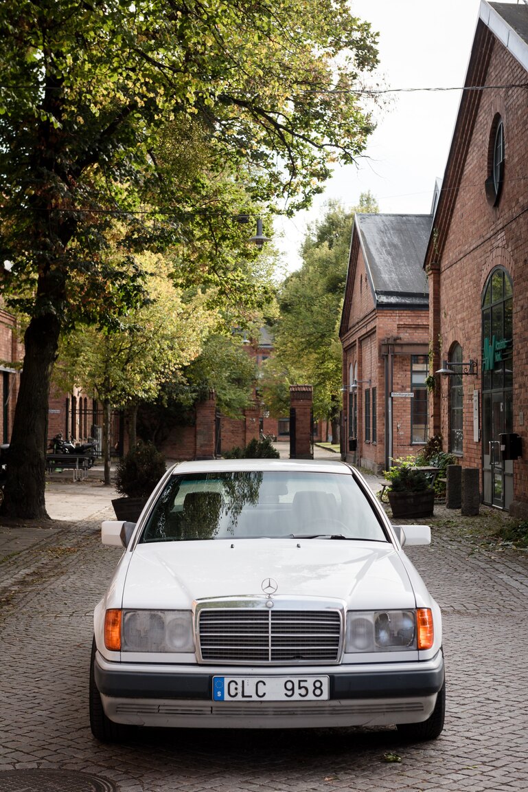 Exteriörbild på 1992 Mercedes-Benz 300CE-24V 