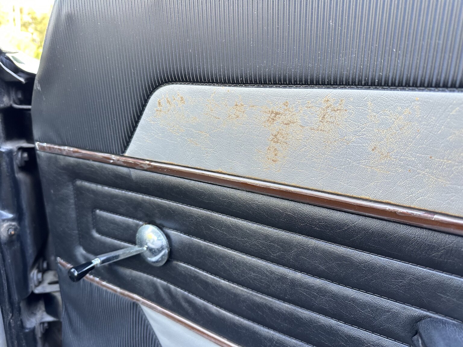 Interiörbild 1965 Ford Taunus 17M (33)