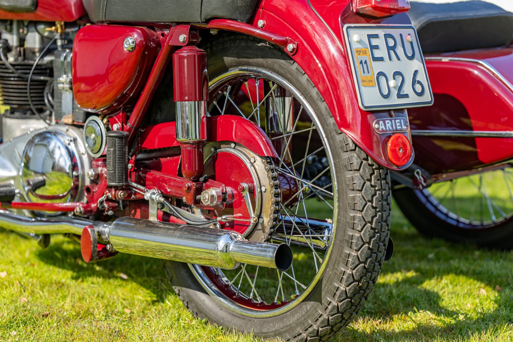 Exteriörbild på 1954 Ariel FH 650 Huntsmaster Twin