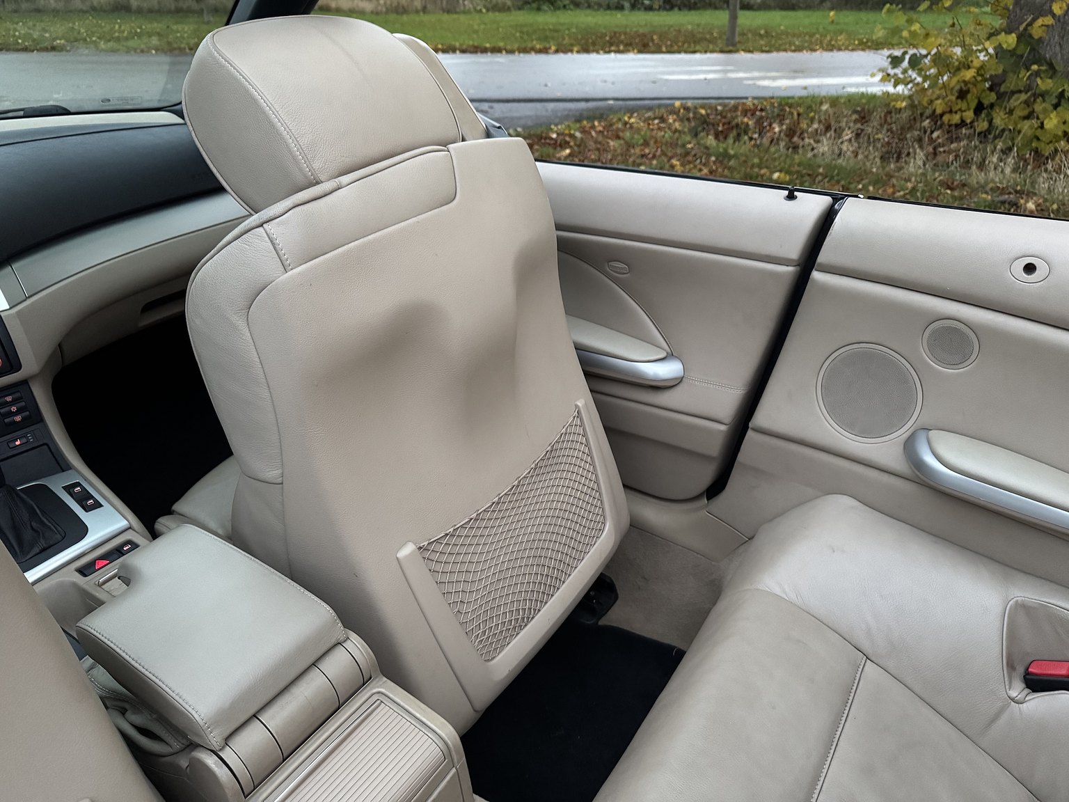 Interiörbild 2001 BMW 325IA CAB