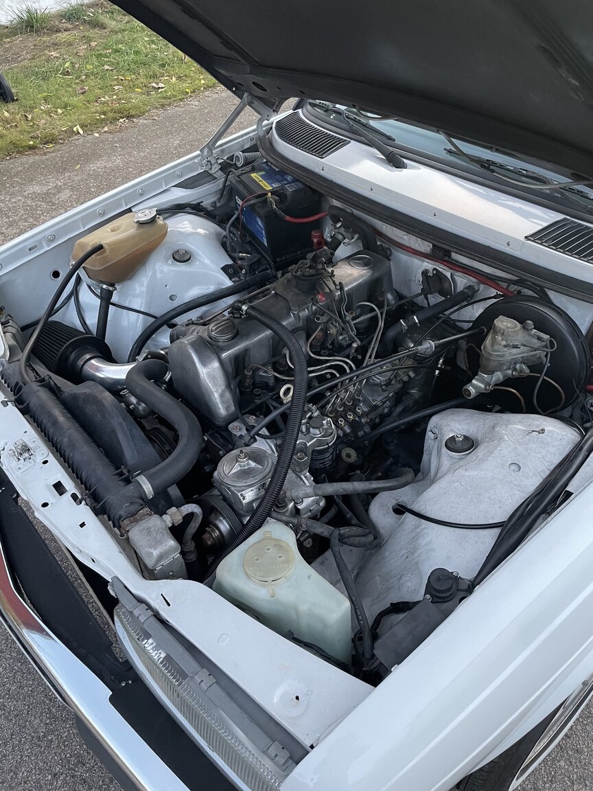 Image of 1983 Mercedes-Benz 300 TDT mechanics