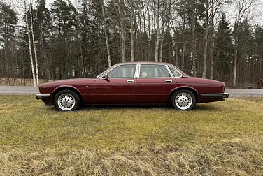 #<Image:0x00007fa5577c3360>