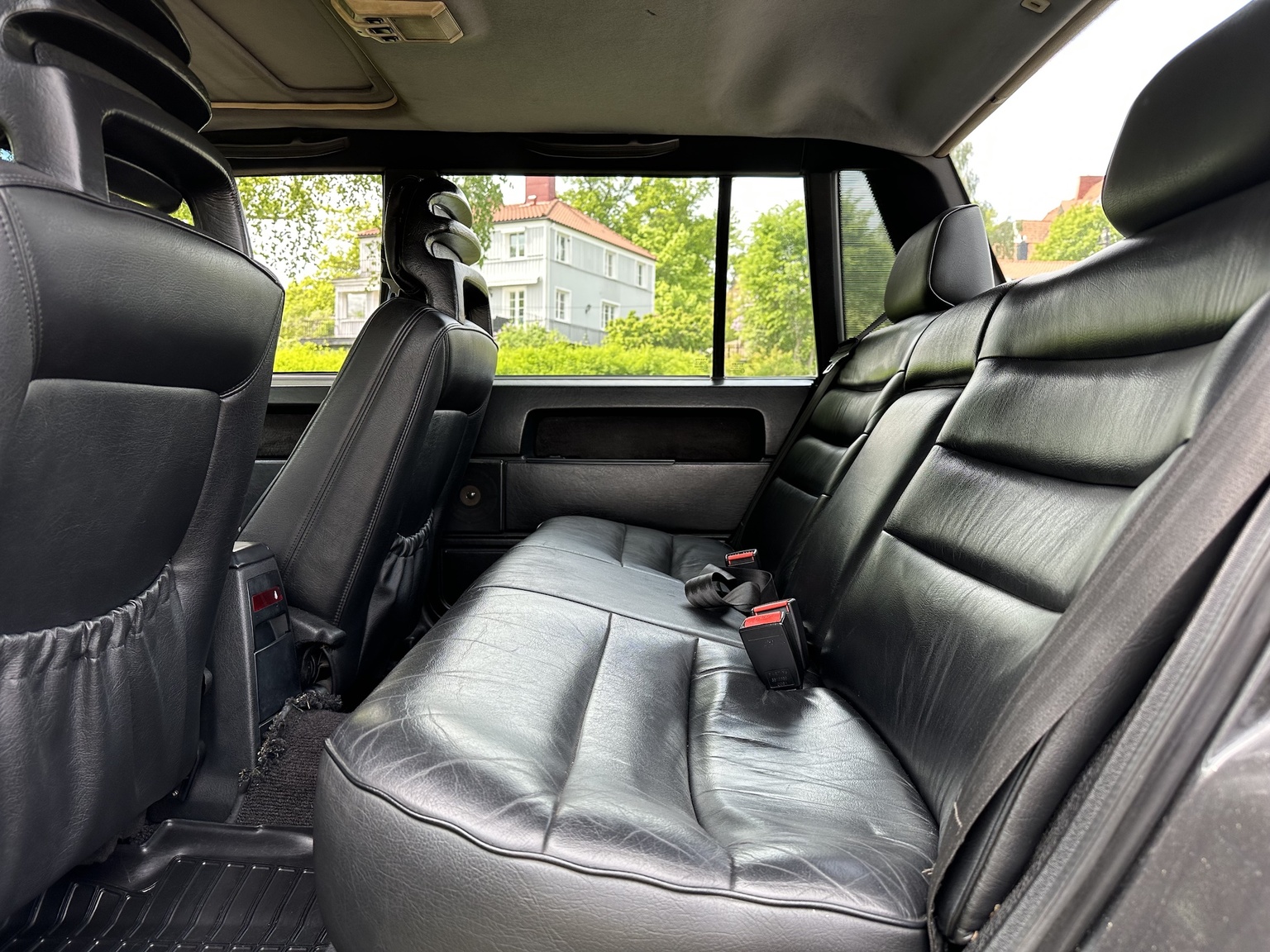 Interior image of 1990 Volvo 740 Turbo 16s