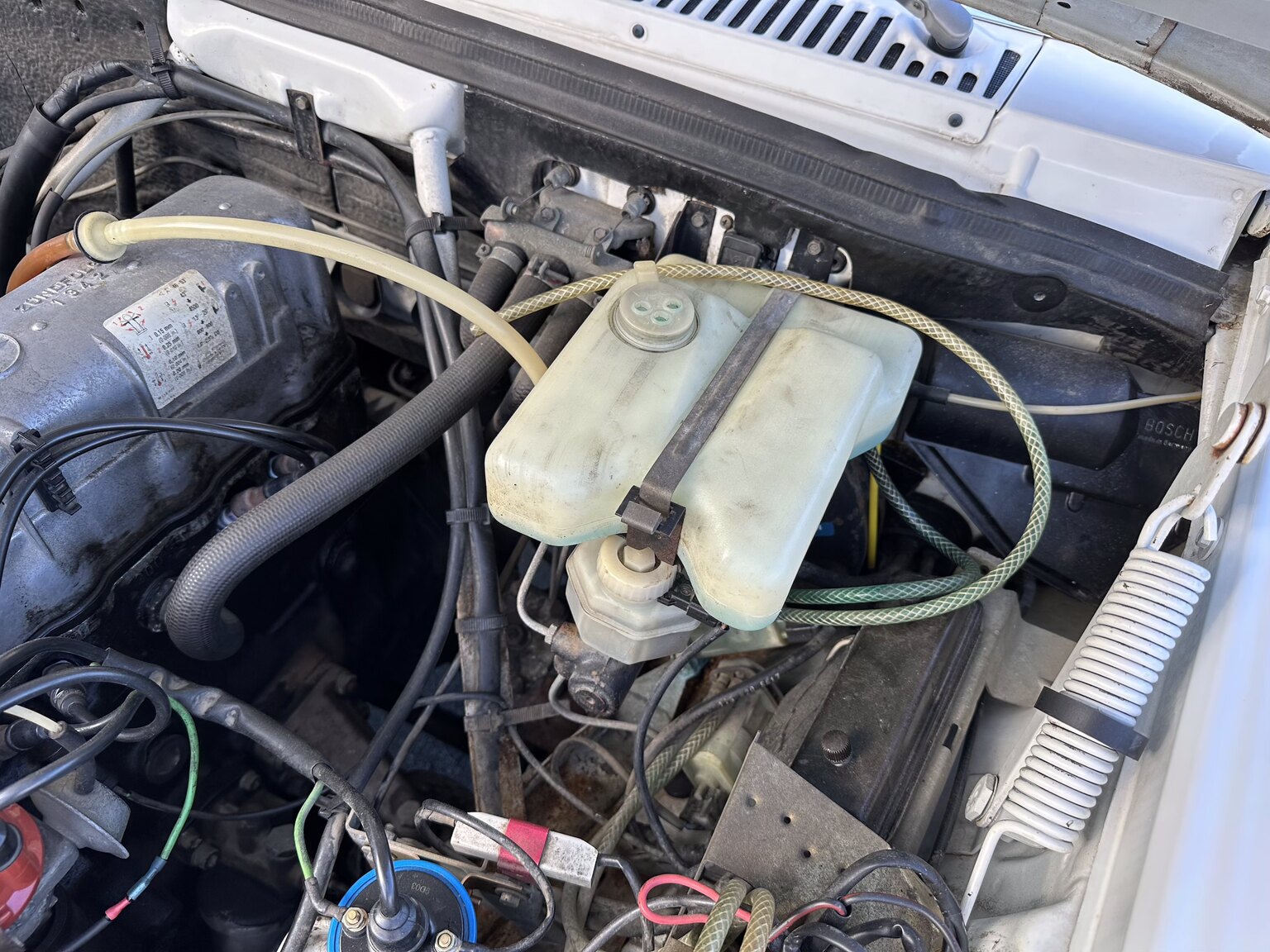 Image of 1975 Mercedes Benz 200 mechanics