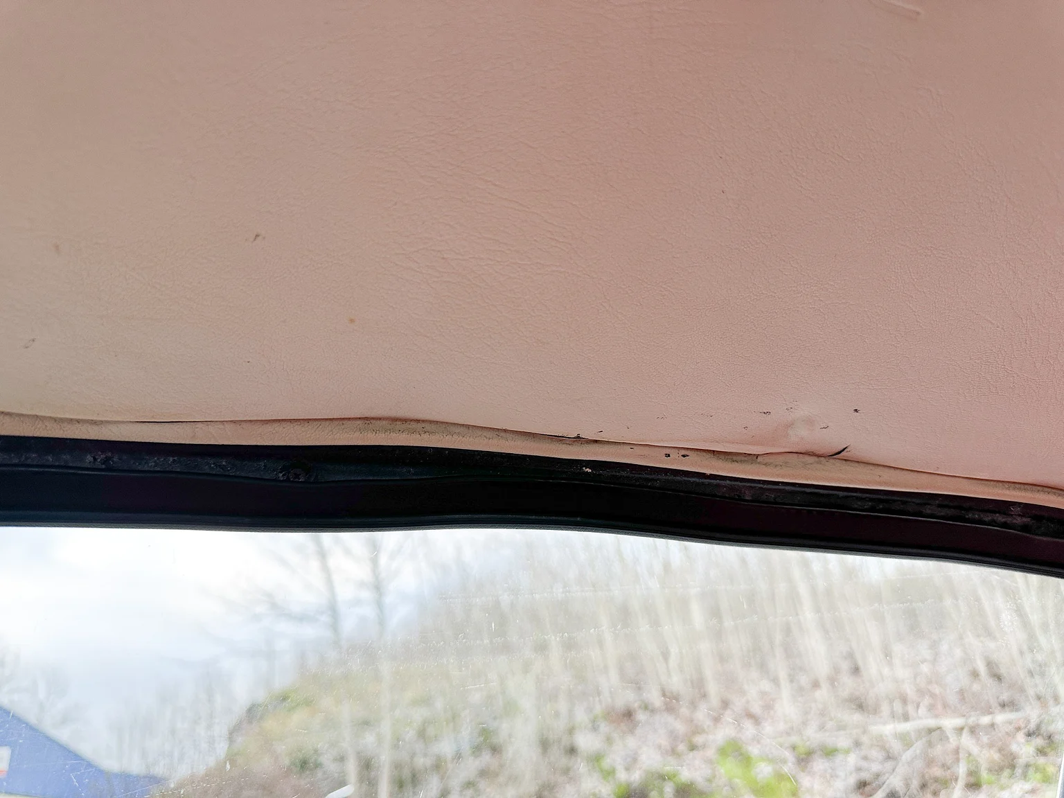 Interior image of 1964 Volvo P 1800S (66)