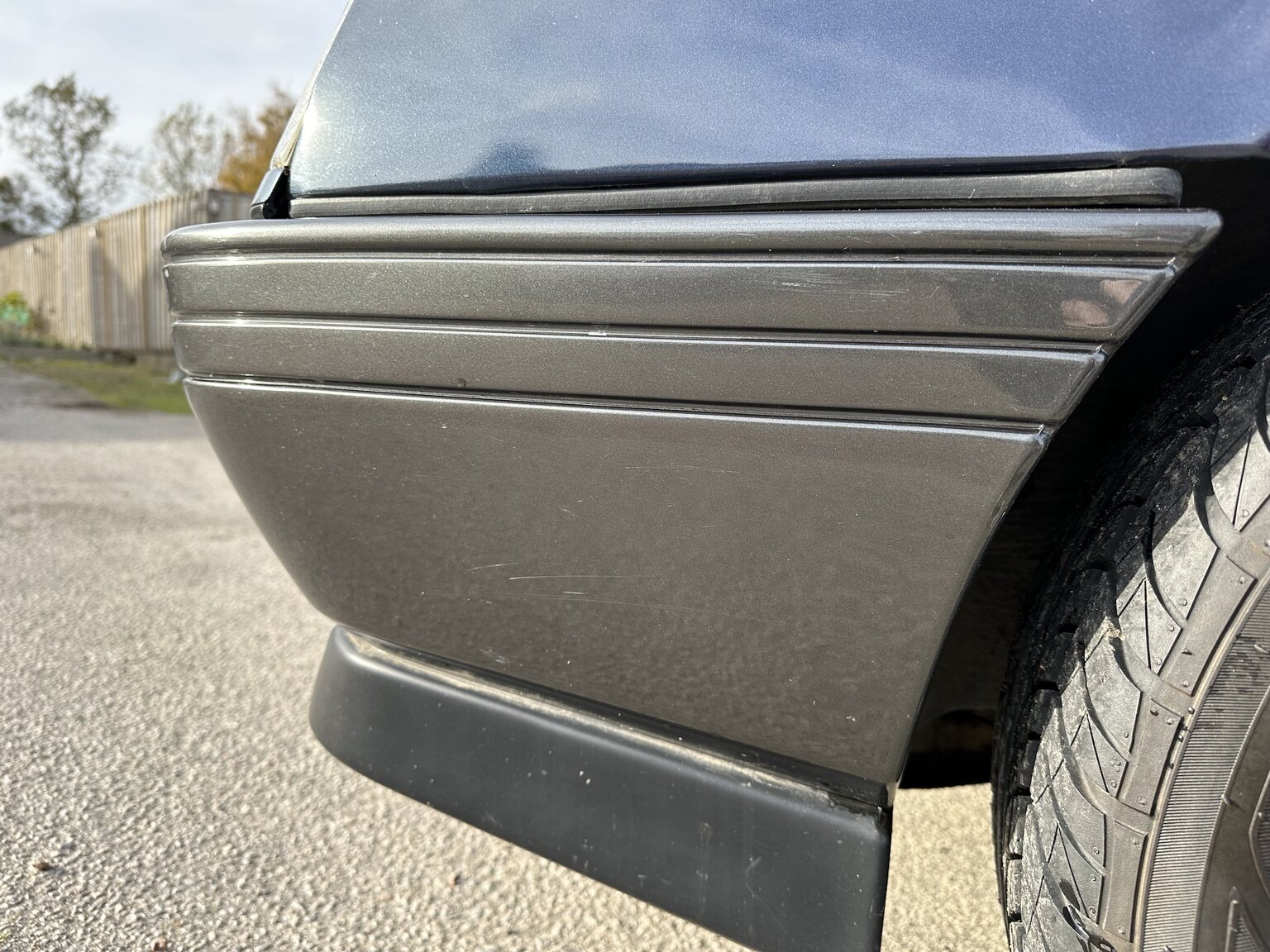 Exterior image of 1994 Alfa Romeo 164