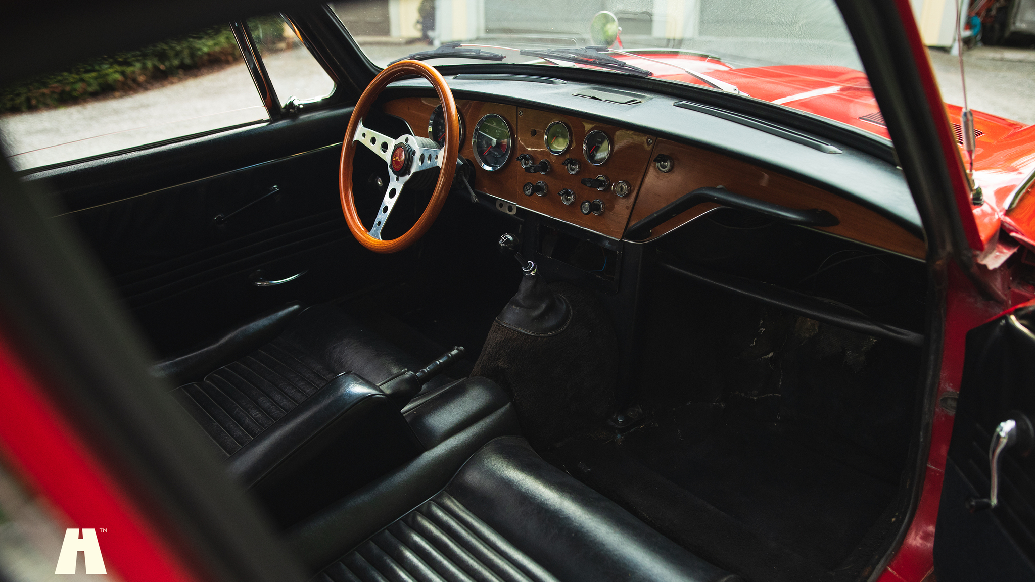 Interior image of 1967 Triumph GT6