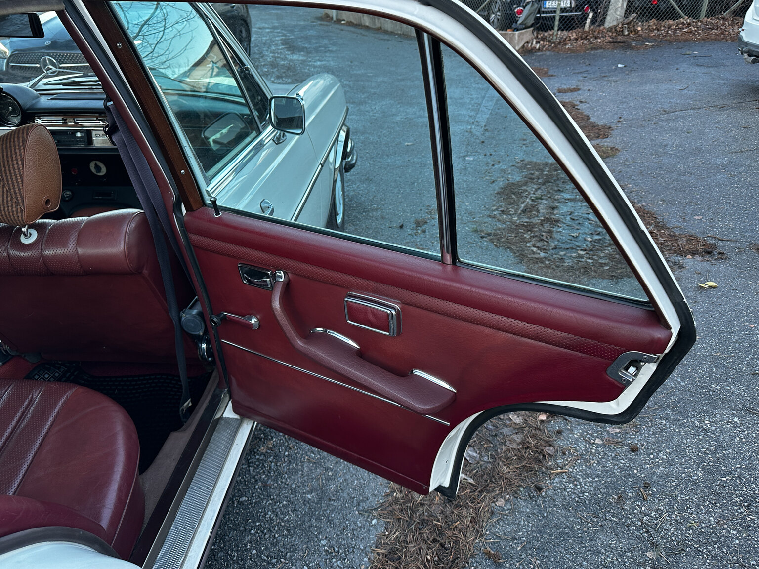 Innenraumfoto von 1967 Mercedes-Benz 250 S