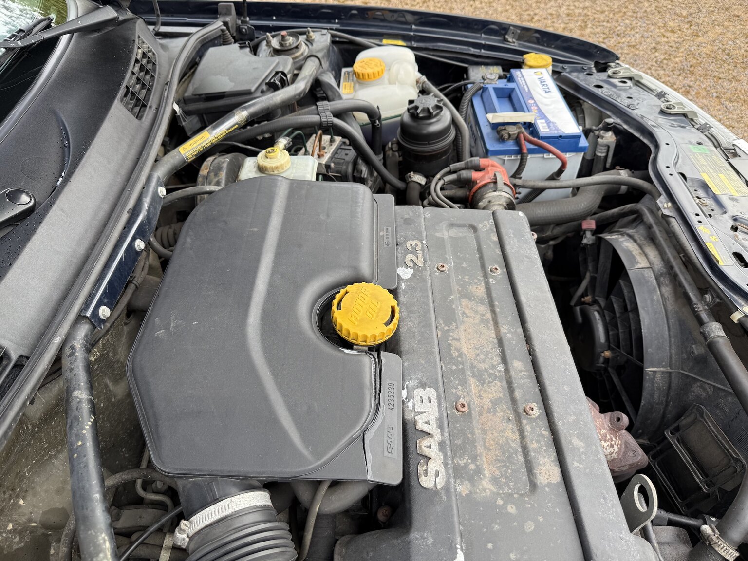 Image of 1997 SAAB 900 mechanics