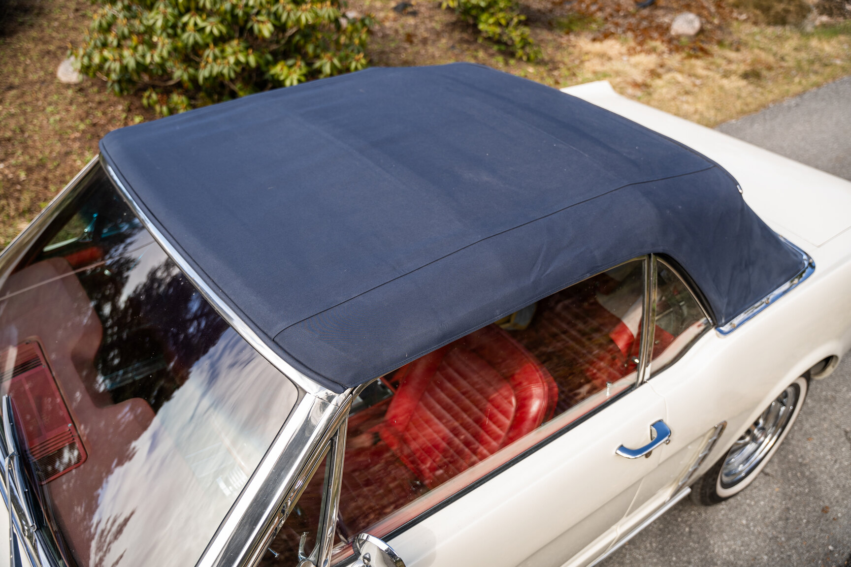 Aussenfoto 1965 Ford Mustang Cabriolet (6)