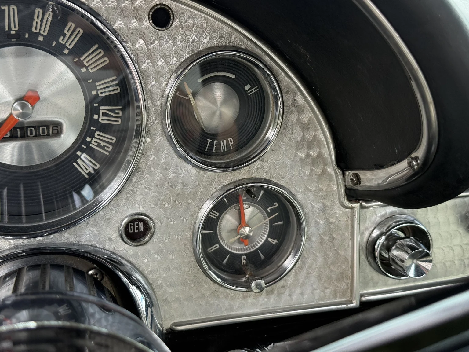 Innenraumfoto von 1957 Ford Thunderbird (23)
