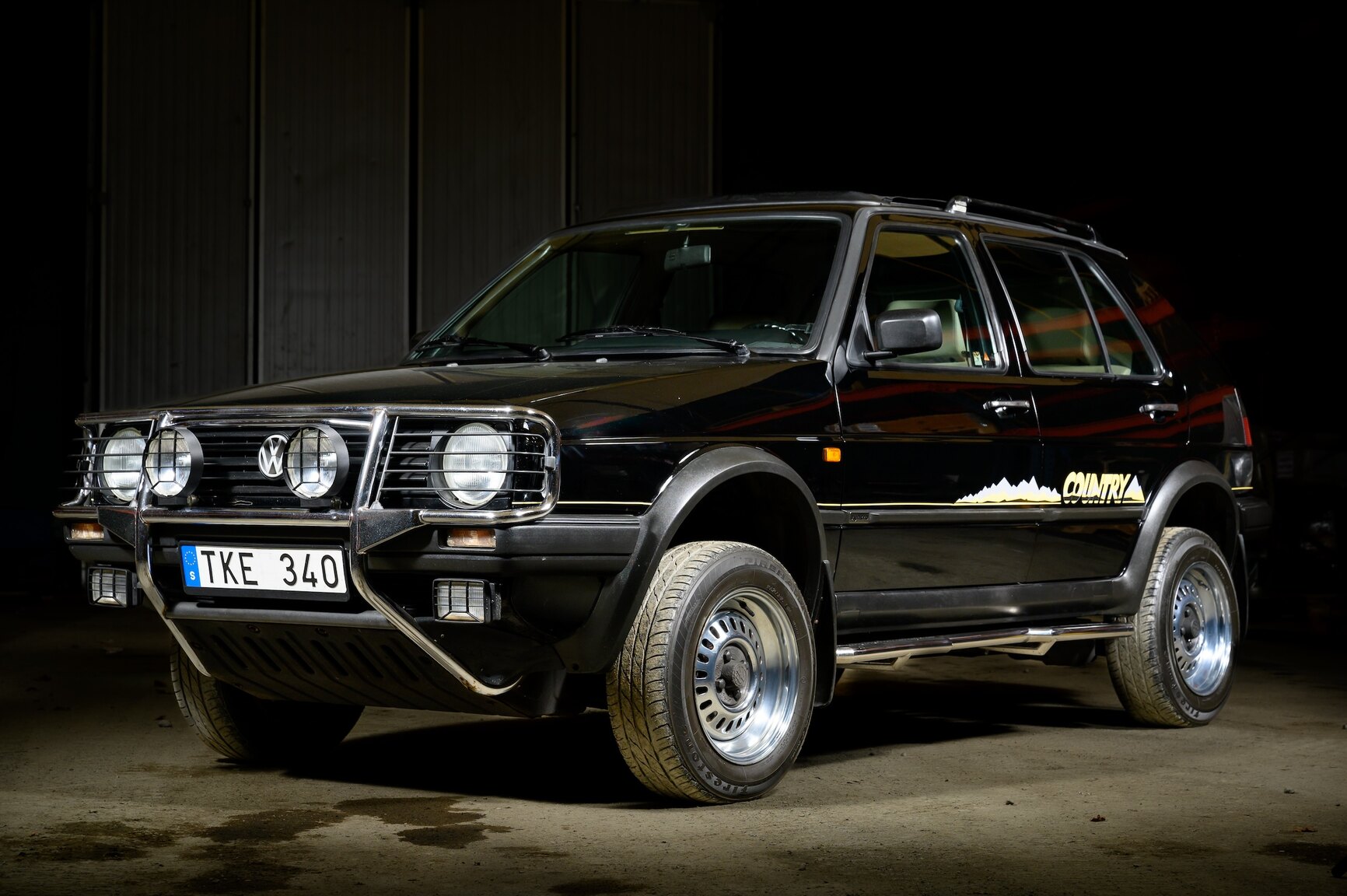 Exteriörbild på 1991 Volkswagen Golf Country Chrome Edition (8)